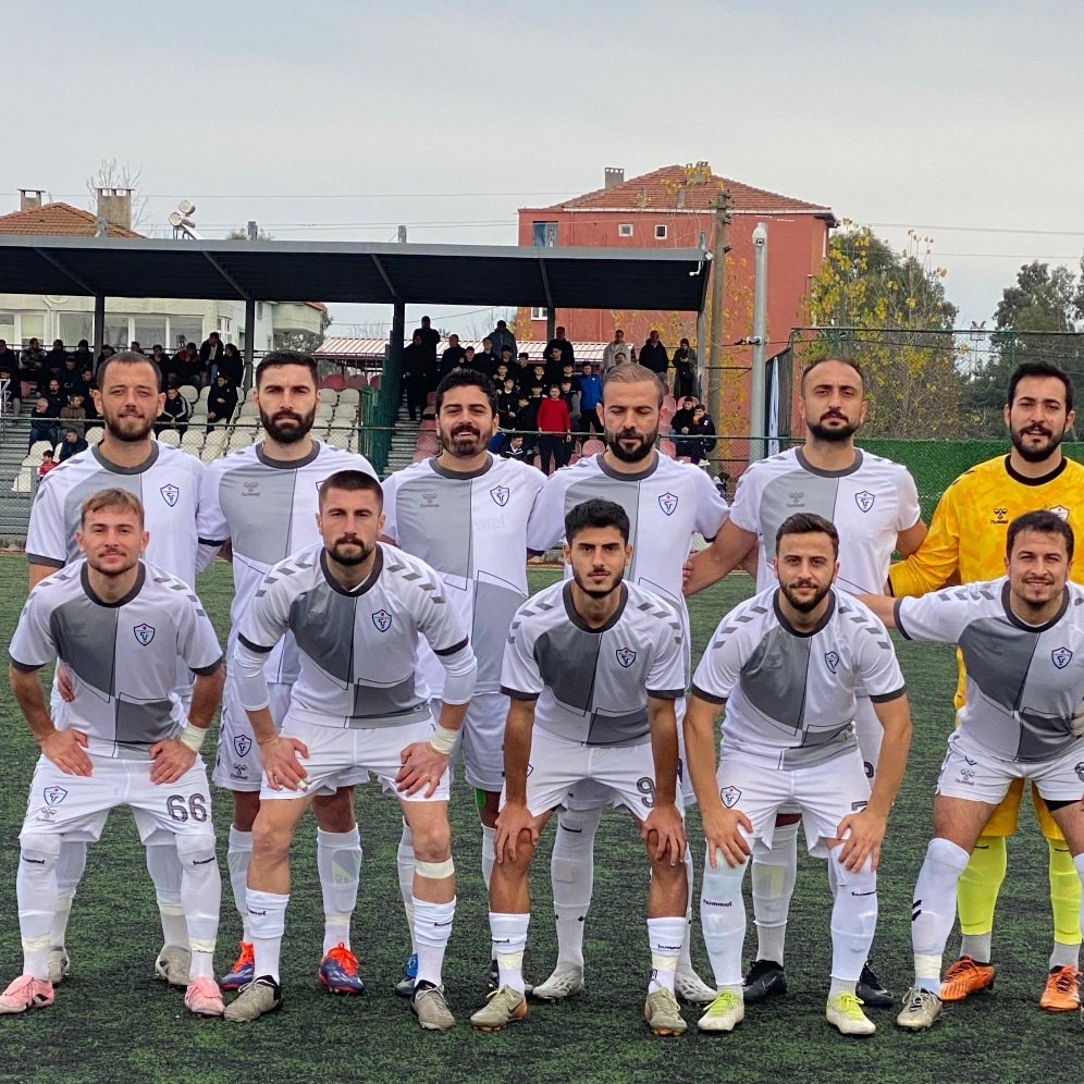 Tekkeköyspor ilk yarıyı lider bitirdi 