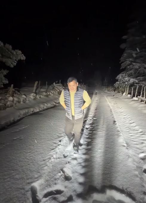 Alaçam'da karla mücadele: Başkan Ramazan Özdemir sahada