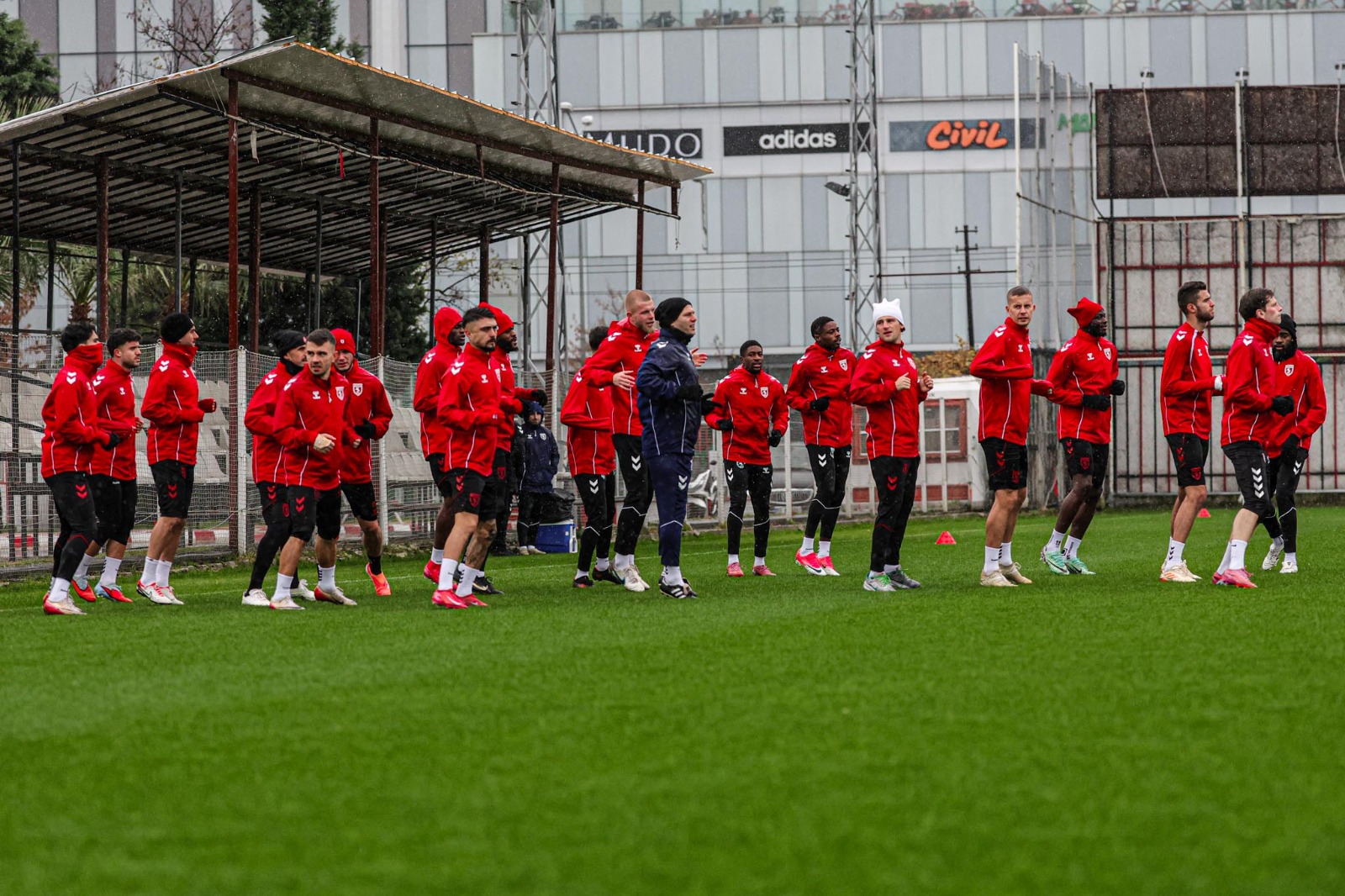 Devlerle aynı masada: Sıralamada Samsunspor sürprizi 