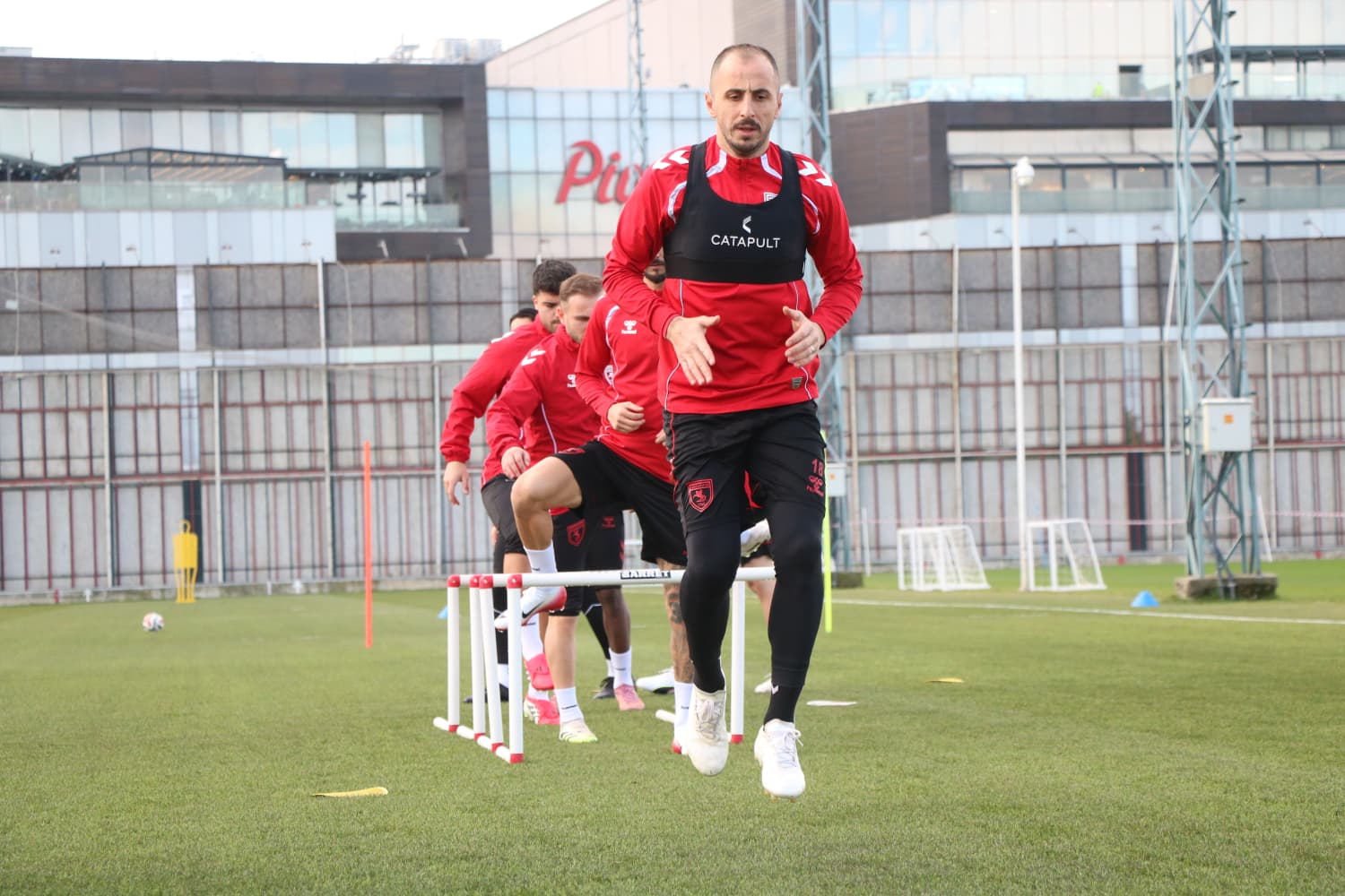 1B30E446 3290 4F18 8576 F68De74Cd8E8