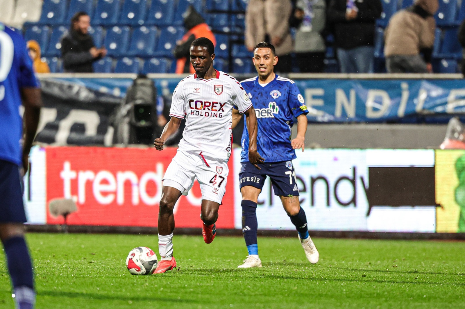 2Ebf4Df0 4Fef 43Fc B53B D89432468182