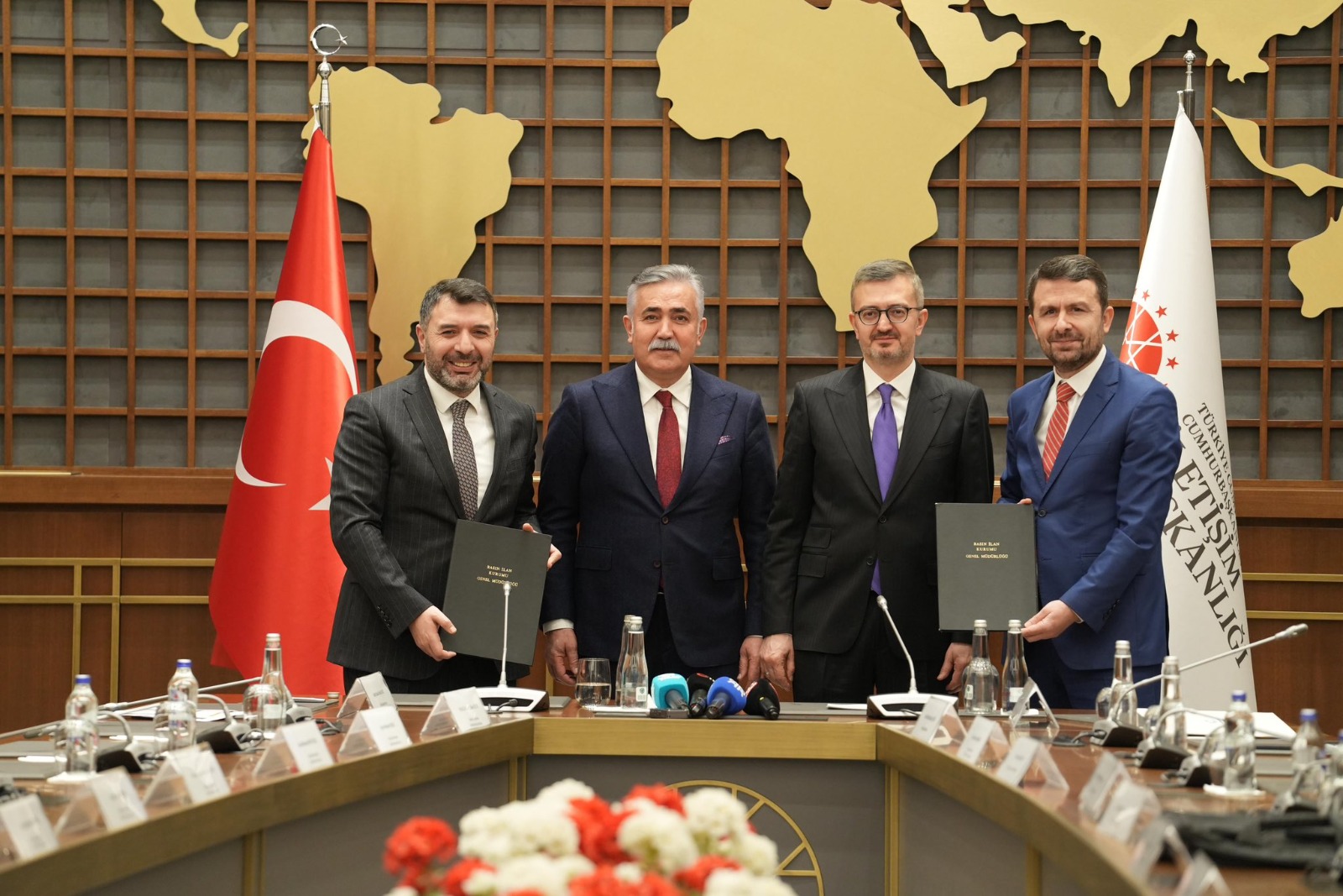 36746605 Aef3 497B 8F84 00C364Adb1D8