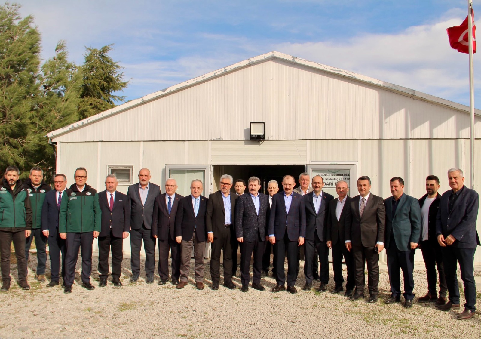 60785E5E 73Ae 4C1A Ba60 1F5160D97B0A (1)