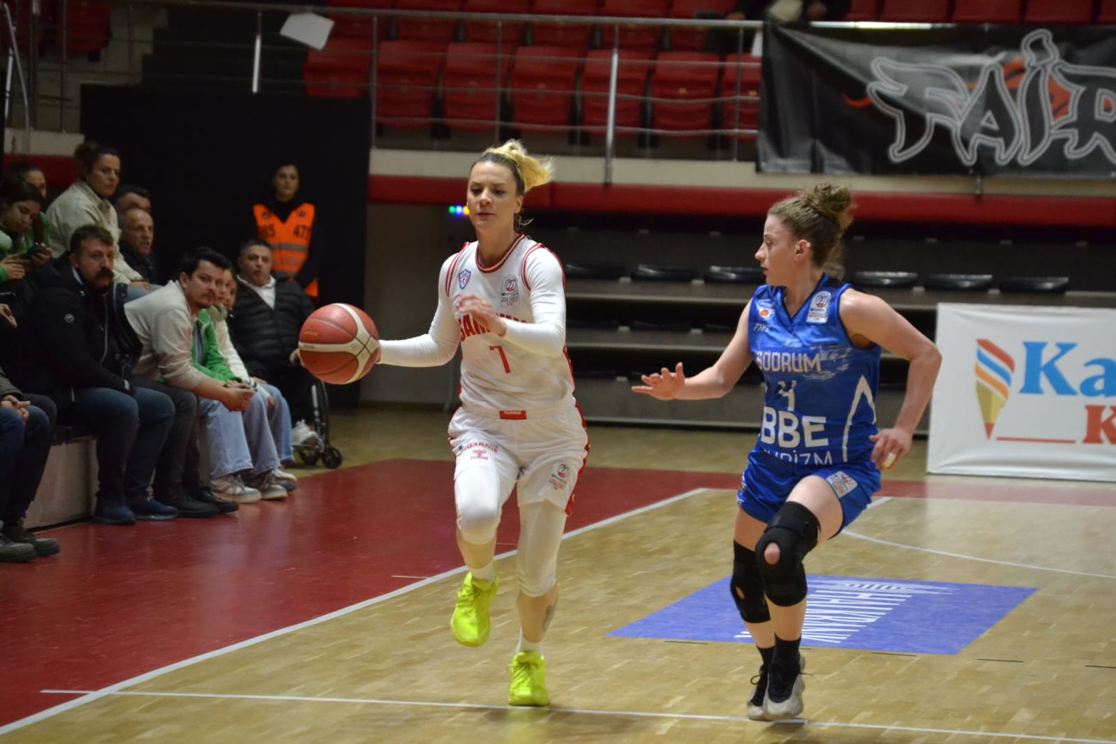 7869B109 7Ce9 4F86 801D 043B836C0040