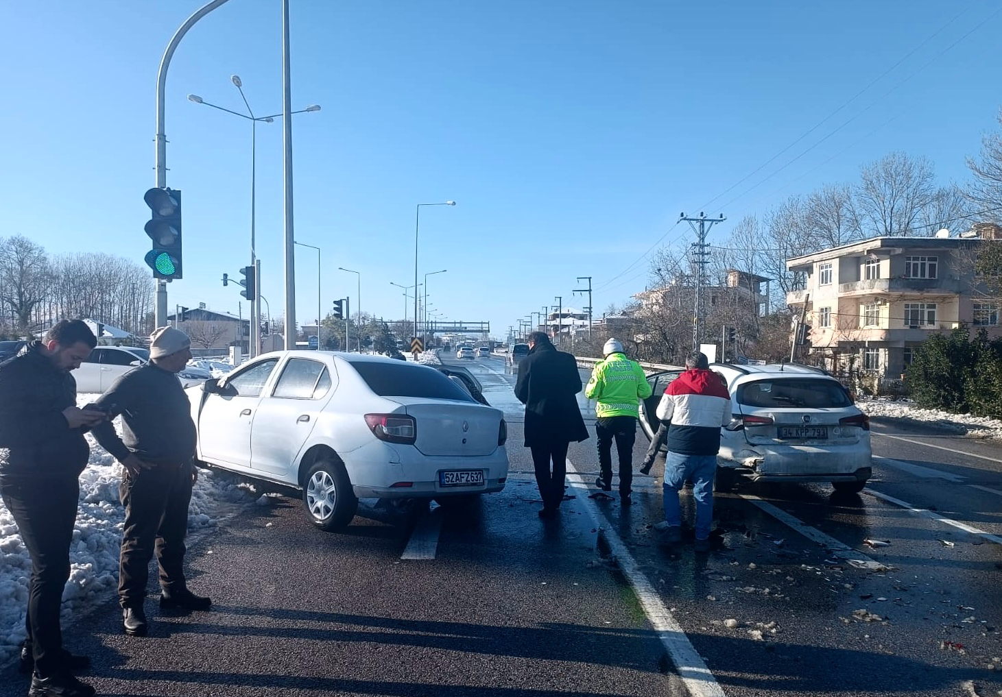 A A 20260102 40144659 40144657 S A M S U N D A I K I O T O M O B I L I N C A R P I S T I G I K A Z A D A 4 K I S I Y A R A L A N D I