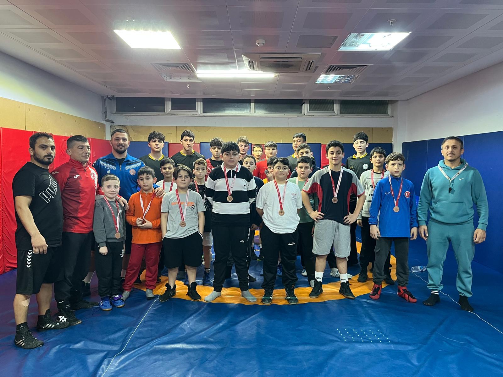 A A 20260110 40214212 40214211 E S K I M I L L I G U R E S C I Y A S A R D O G U B A F R A D A A N I L D I