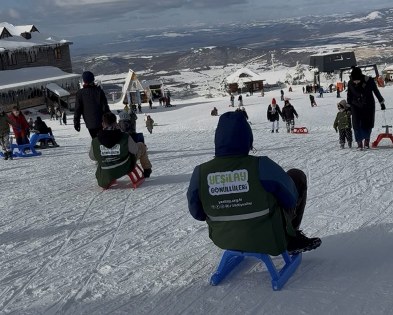 Bağımsız gençlik Ladik'te moral depoladı