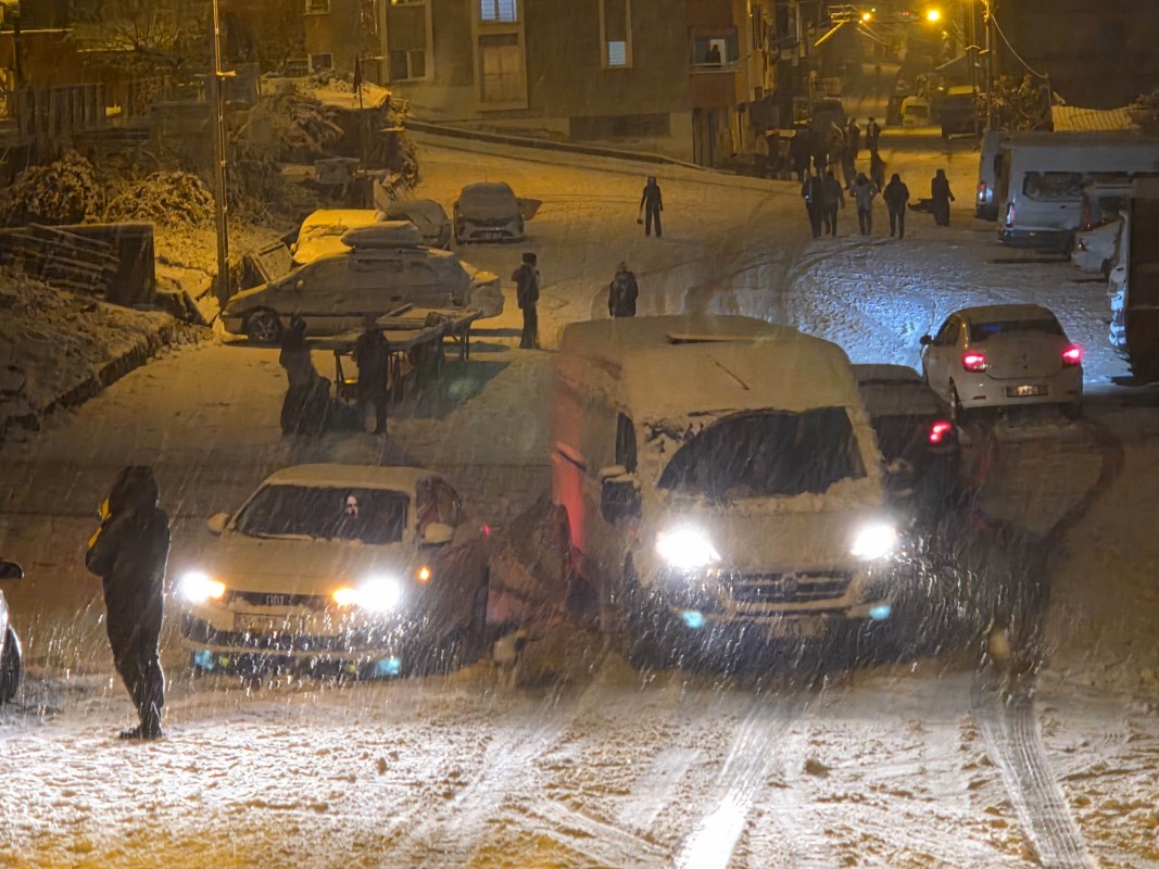 A W611679 03 1067X800