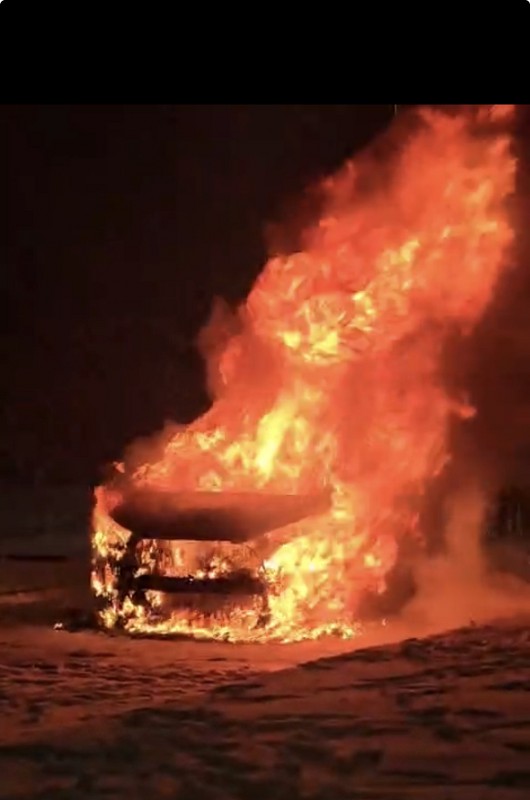 A W611734 02 530X800