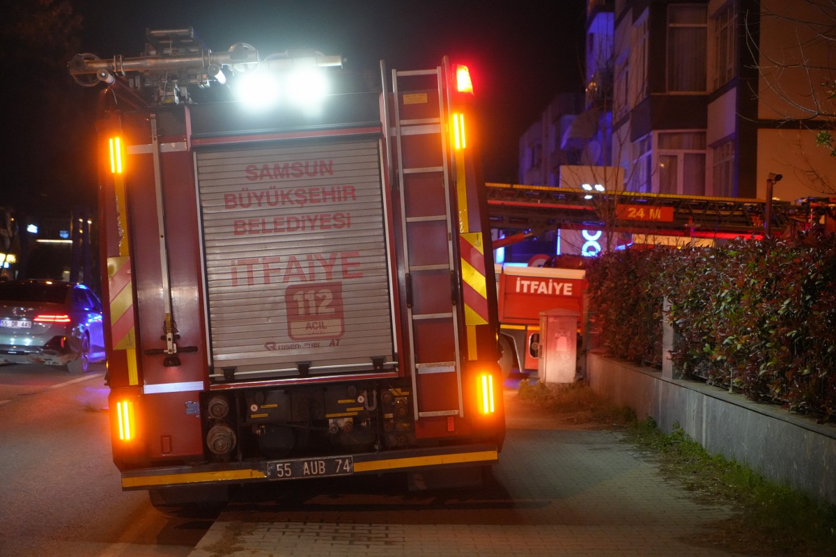 A W612973 04 1200X800