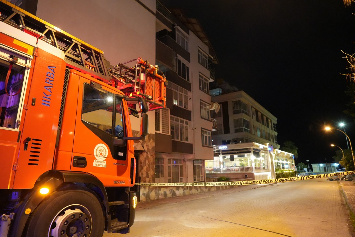 A W612973 06 1200X800