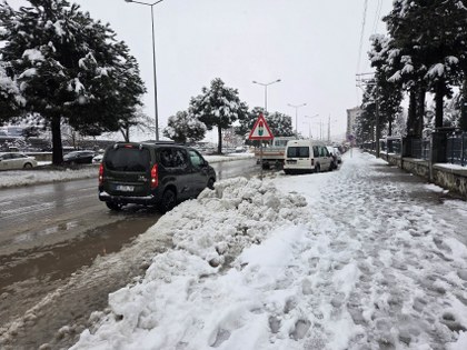 Samsun'da Balkan soğuğu etkisi: Kar kalınlığı 50 santimetreyi buldu