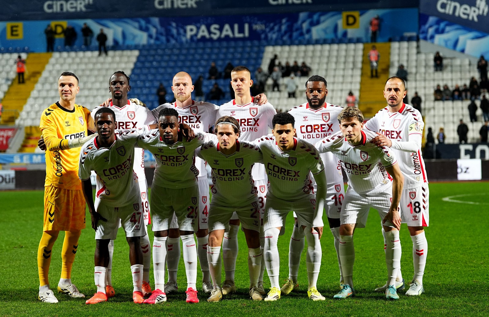 A W631565 10 1600X1037