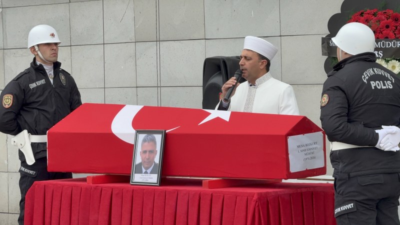 Samsun'da Emniyet Müdürü Musa Bozkurt son yolculuğuna uğurlandı 