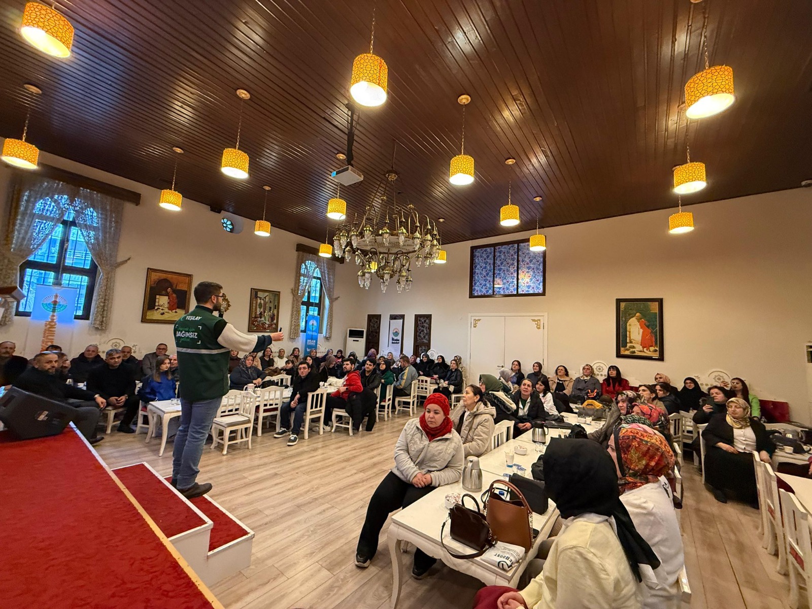 C3F2D0A1 72Ae 4829 B3F2 20824F563F17