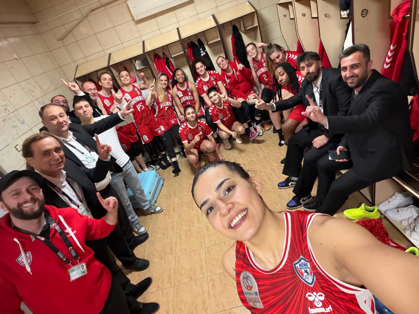 Ce773769 9117 49E7 Bc71 6B29A5Bf6297