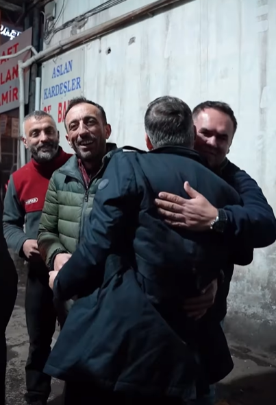 Samsun'da Başkan Eyüp Aydın'a seçim öncesi esnaftan moral