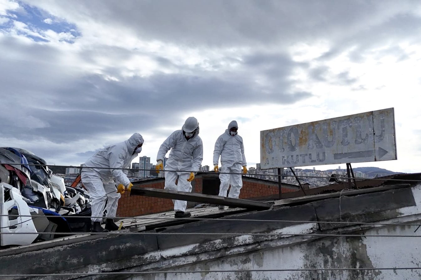 G90 Qv1U W U A A8 P75