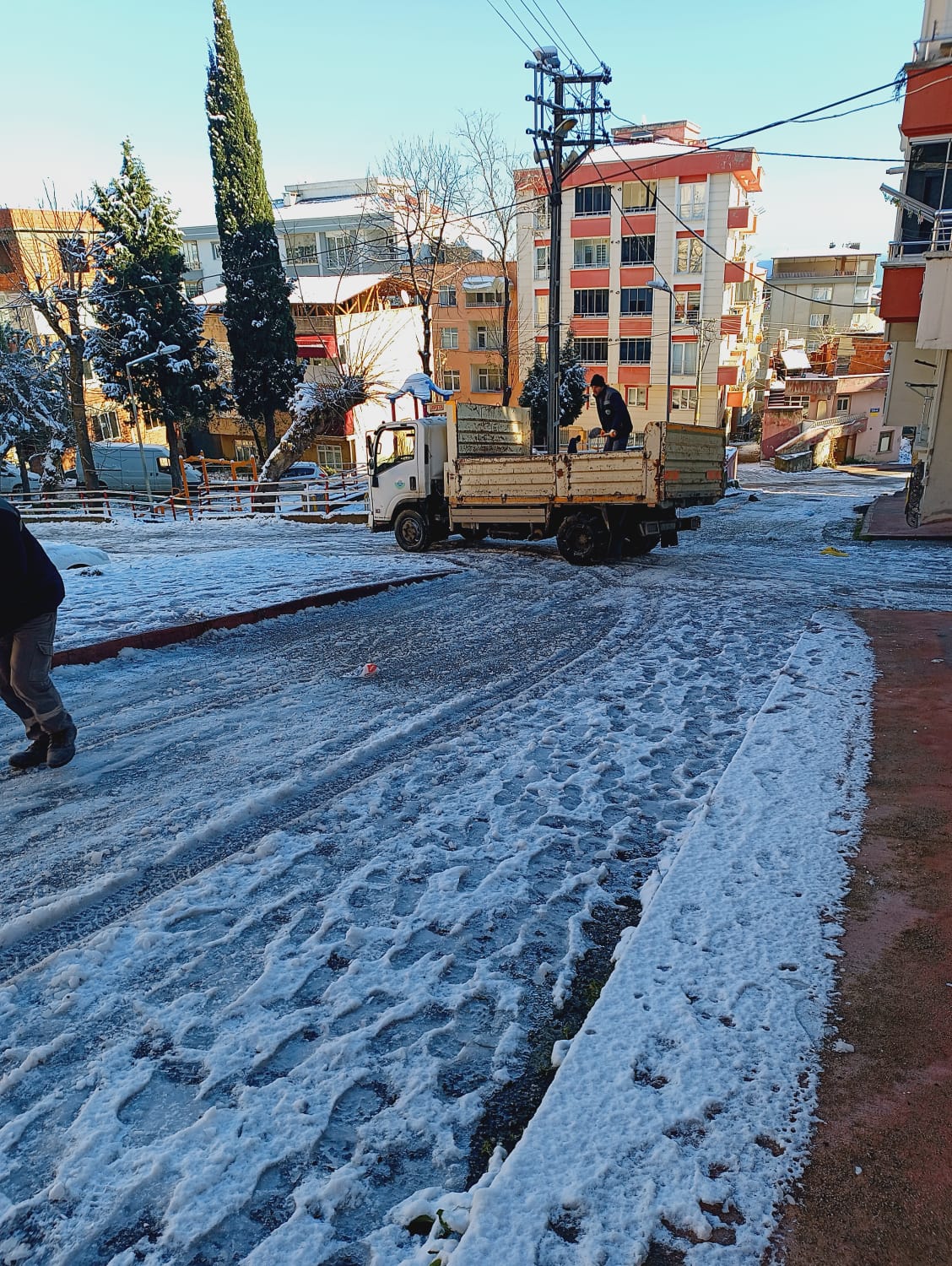 G9Qqin3 Xo A A A J Zd