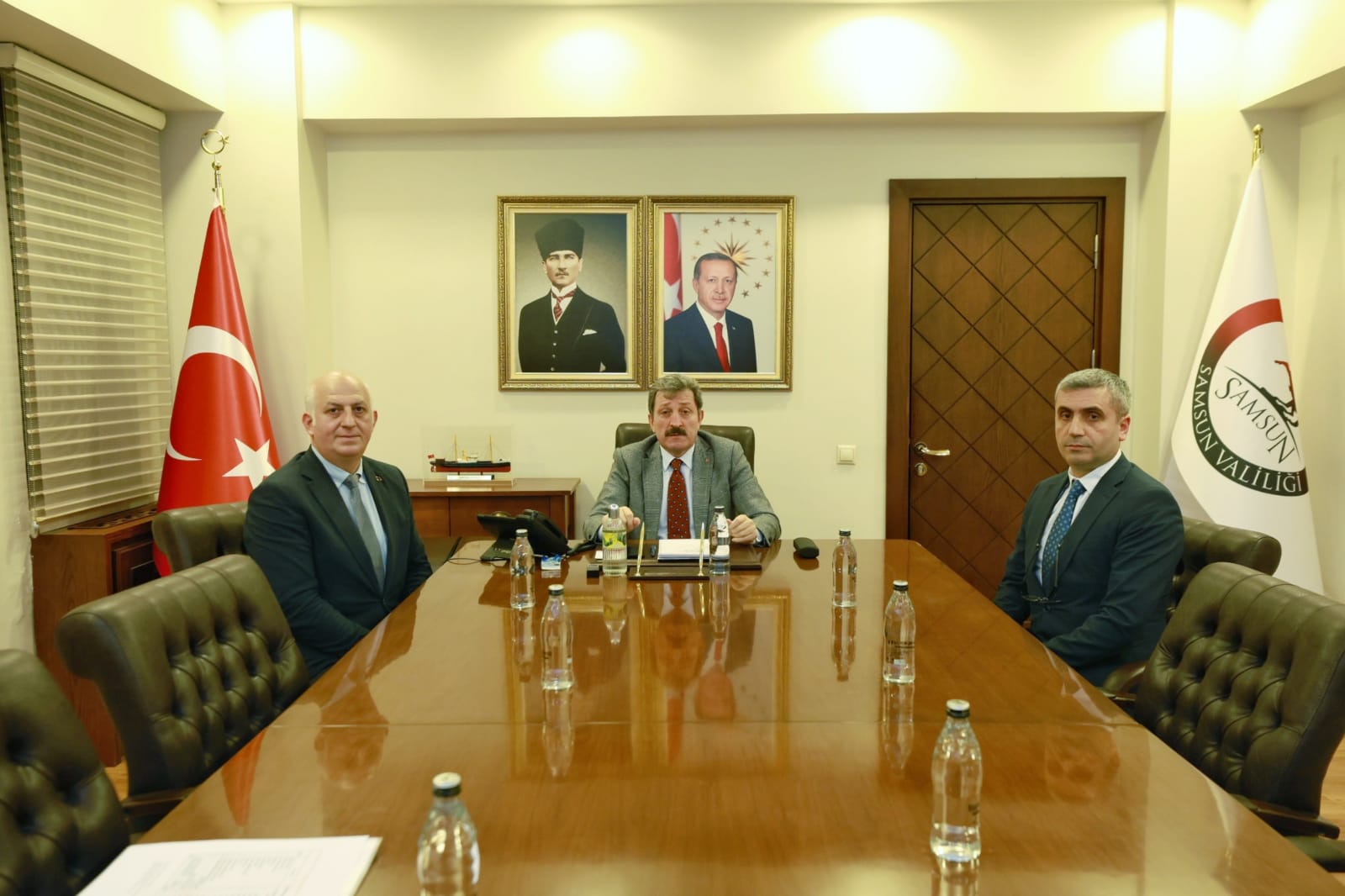 G9R Pj V0 Xs A I Uz D0