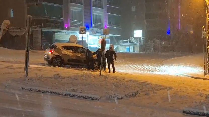 Samsun Kar Yagisi Etkili Oldu 1126