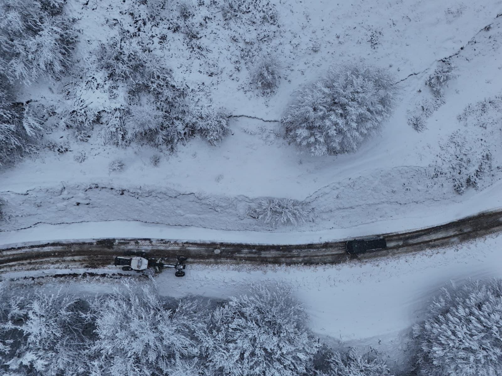 Samsun'da kar alarmı: 346 mahalle yoluna müdahale