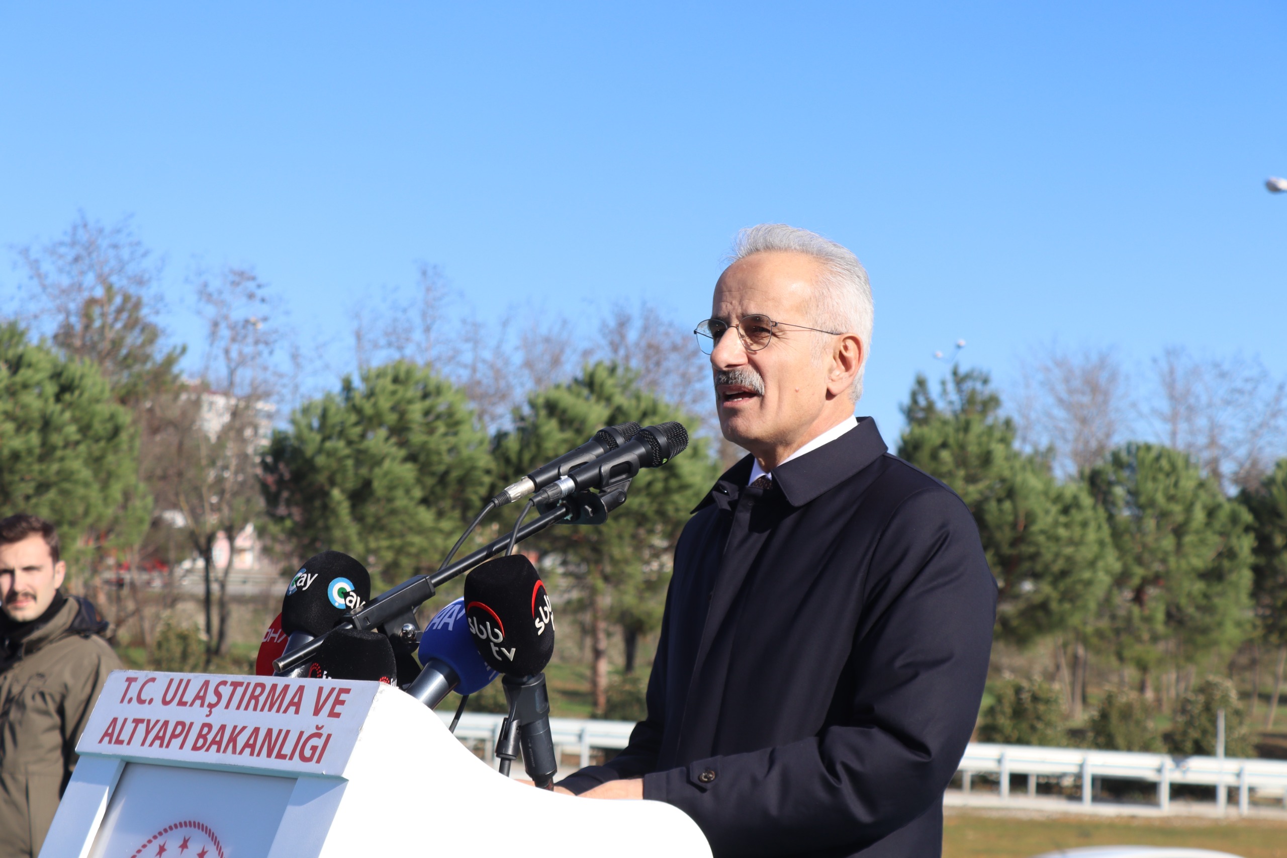 Samsun'da ulaşımda yeni dönem başlıyor: Bakan Uraloğlu müjdeleri sıraladı 