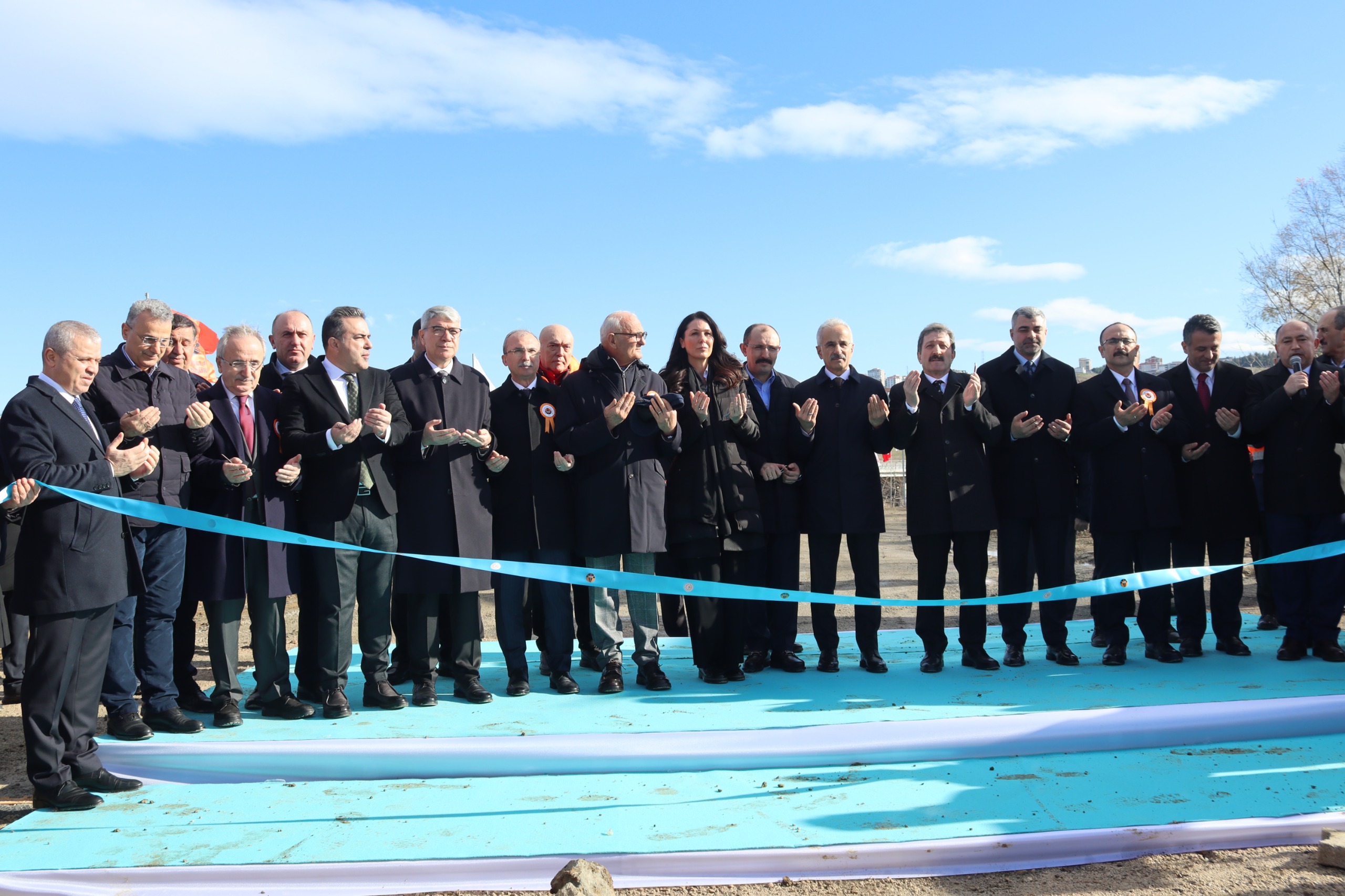 Samsun'da ulaşımda yeni dönem başlıyor: Bakan Uraloğlu müjdeleri sıraladı 