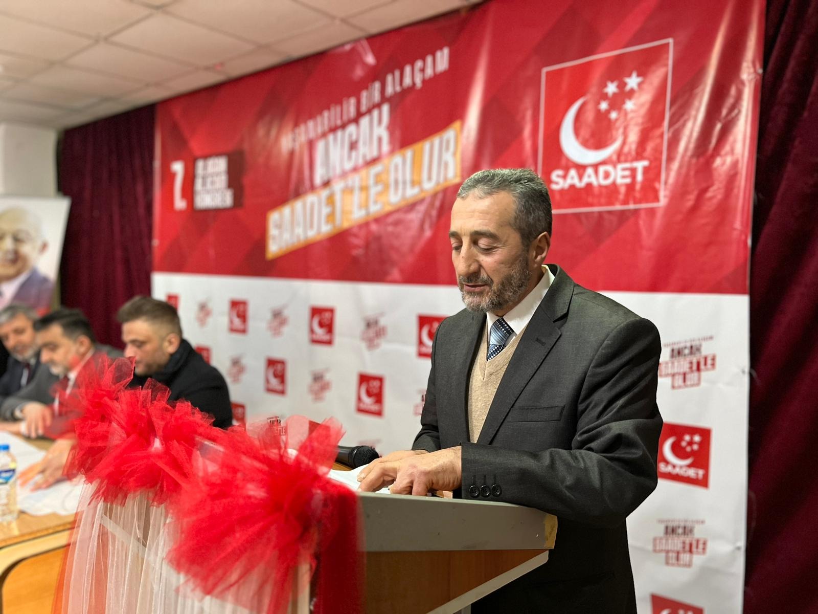 Saadet Partisi Alaçam’da kongre heyecanı: Nural Yener güven tazeledi 