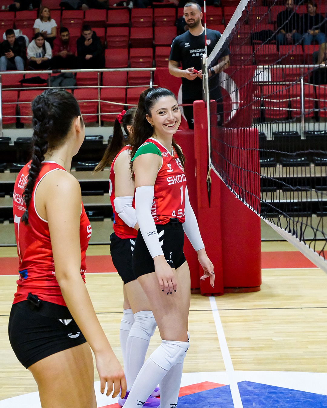 Samsunspor voleybol eksiklerini gördü 