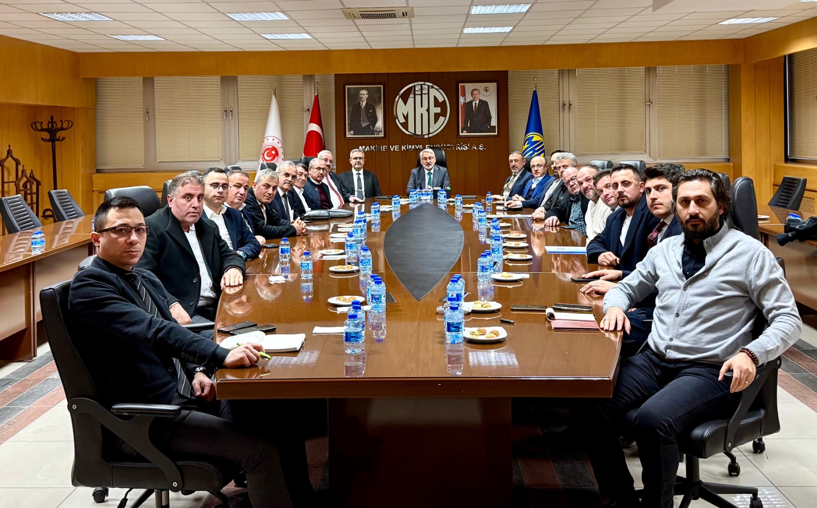 Samsun'da kar: Büyükoyumca Mahallesi beyaza büründü