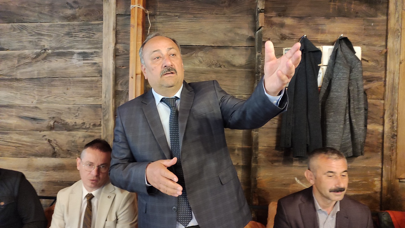 Salıpazarı'nda ortak talep: 44 mahalleden YEDAŞ çağrısı 