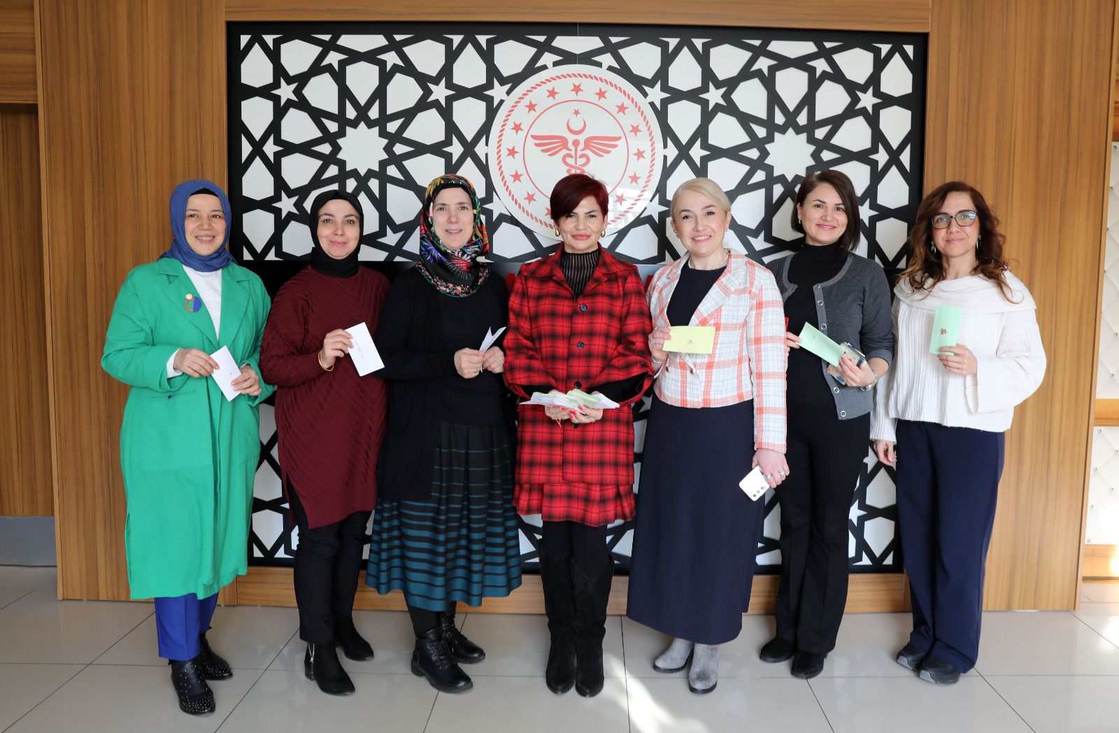 Samsun'da sağlık personeline mektuplu kanser hatırlarması 