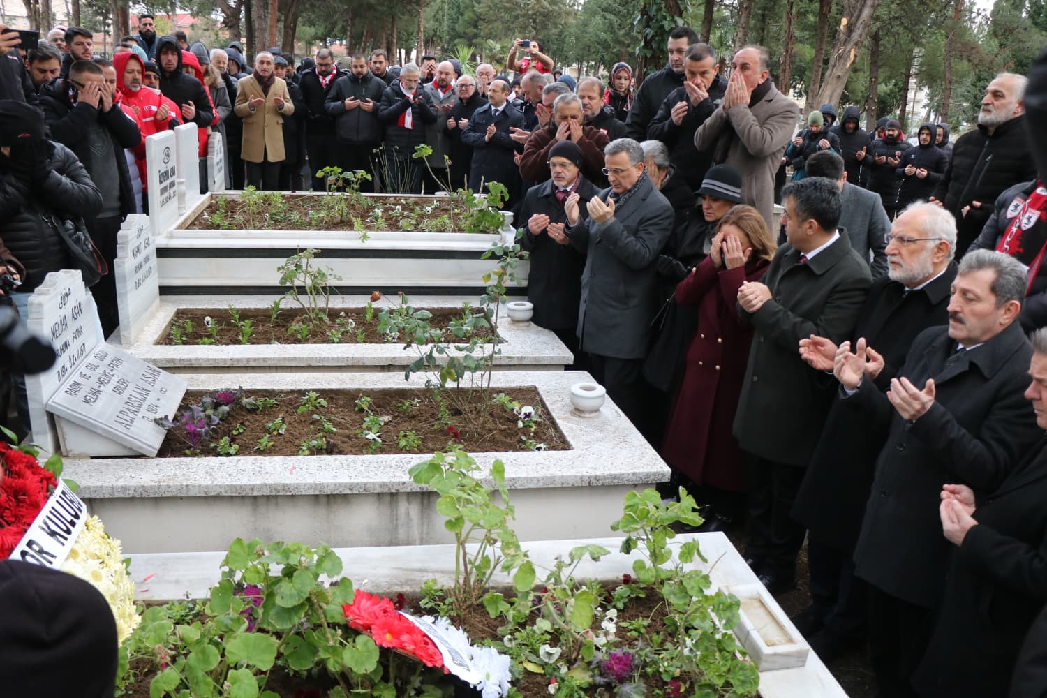 Samsunspor'un futbol şehitleri dualarla anıldı 