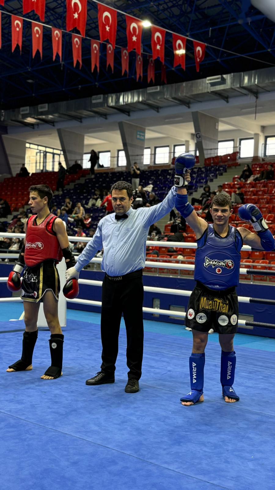 Samsun'dan gurur tablosu! Muaythai’de rakip tanımadılar