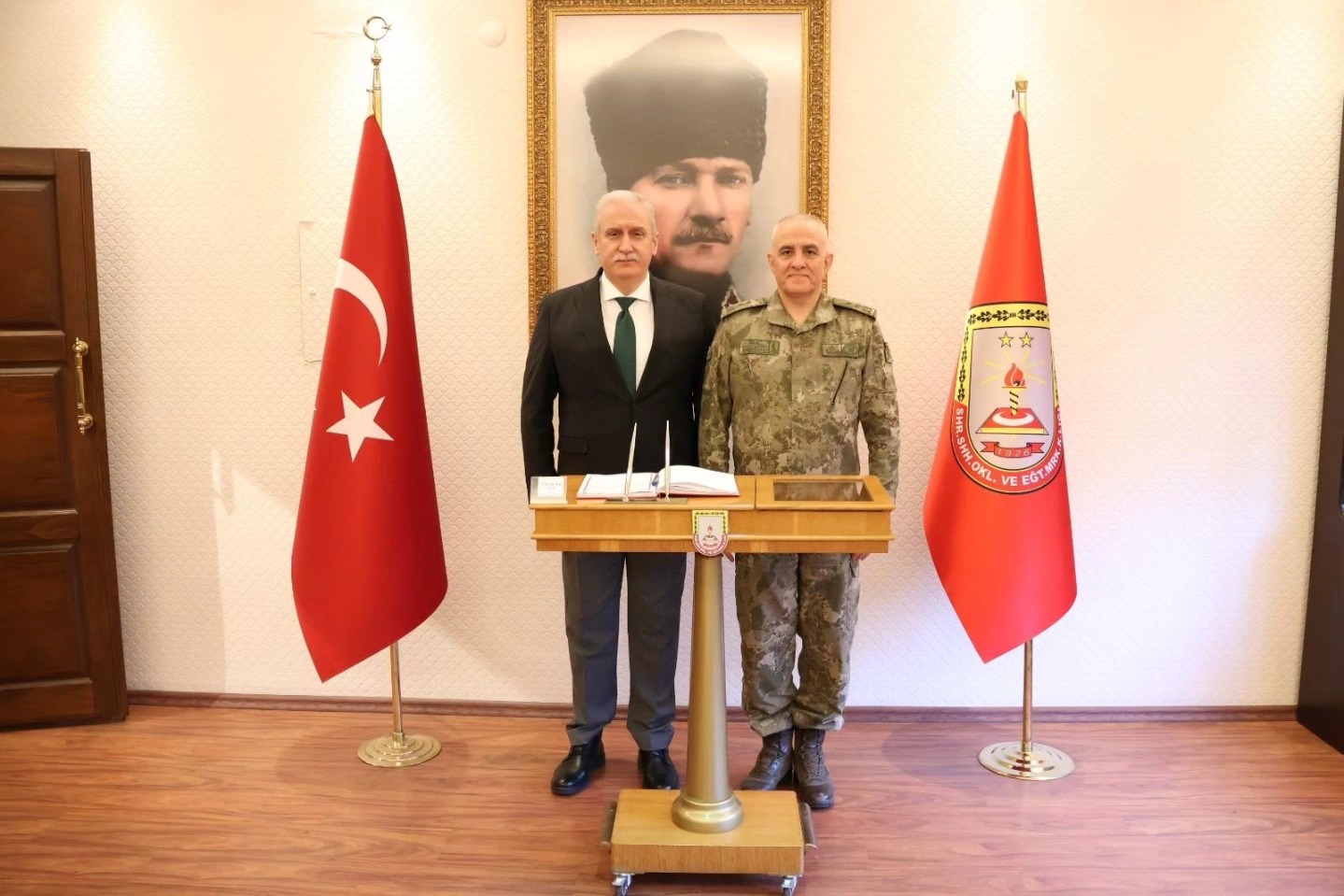 Samsun'da Gazi Komutan Davut Alâ’dan Mehmetçik ile gençleri buluşturan davet 