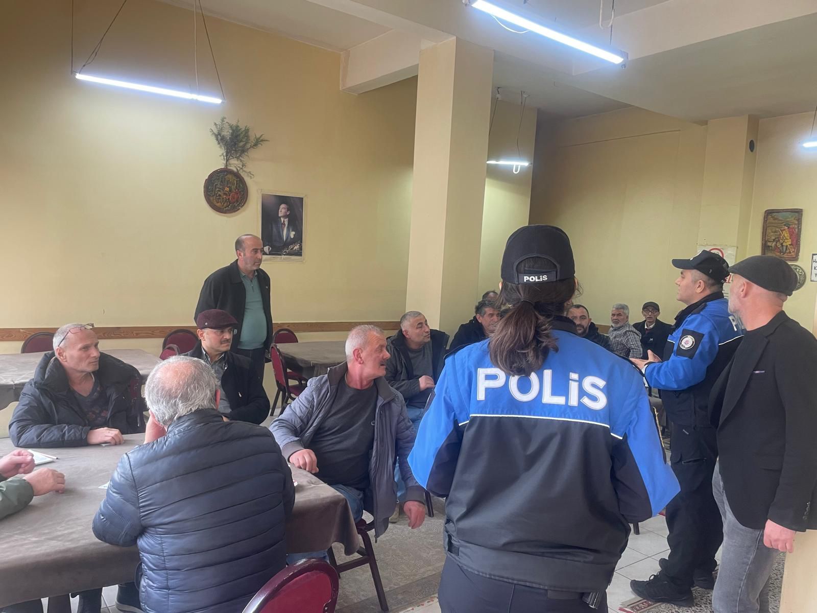 Samsun'da emniyet sahada: Vatandaş ilçelerde tek tek bilgilendiriliyor 