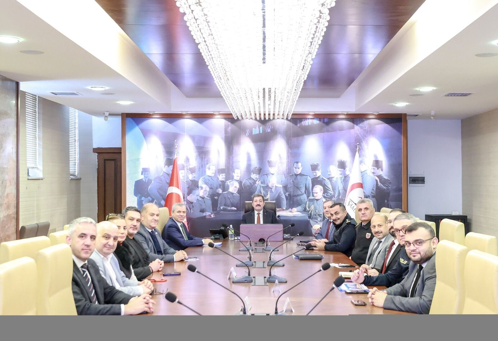 825B18E7 C48E 4B6F A308 4F999Bc27E79