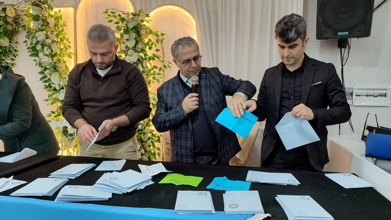 A A 20260213 40547317 40547313 S A L I P A Z A R I S O F O R L E R V E O T O M O B I L C I L E R E S N A F O D A S I B A S K A N L I G I N A K O K S E C I L D I 800X450