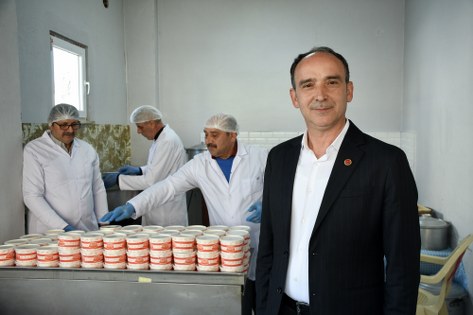 Samsun'da muhtardan örnek dayanışma! Aşevi gibi çalışıyorlar