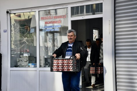 Samsun'da muhtardan örnek dayanışma! Aşevi gibi çalışıyorlar