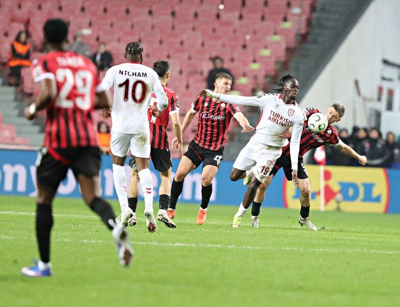 Samsunspor Avrupa'da tarih yazdı! Samsun'da unutulmaz gece