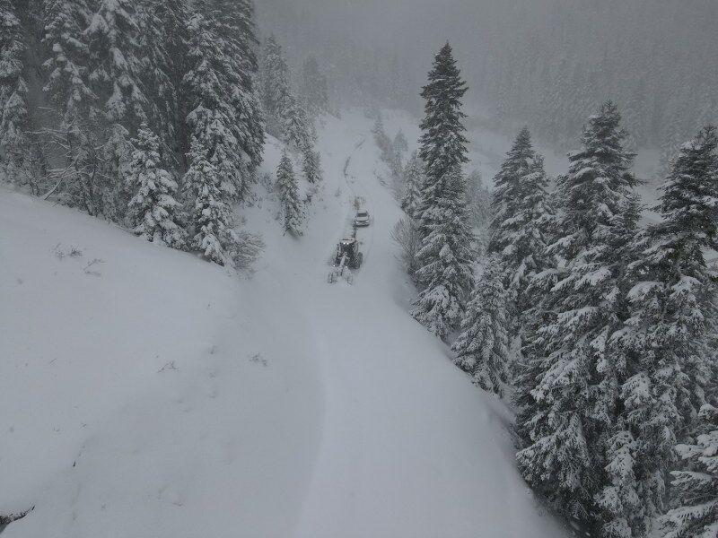 Samsun'da zorlu kar mesaisi! O mahalleler beyaza büründü 