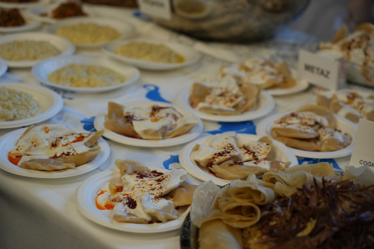 A W635678 04 1200X800