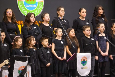 İlkadım'da Barış Manço, çocukların sesiyle anıldı