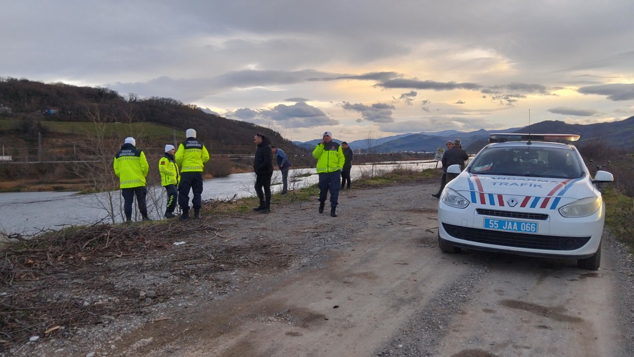 A W640624 04 1280X720