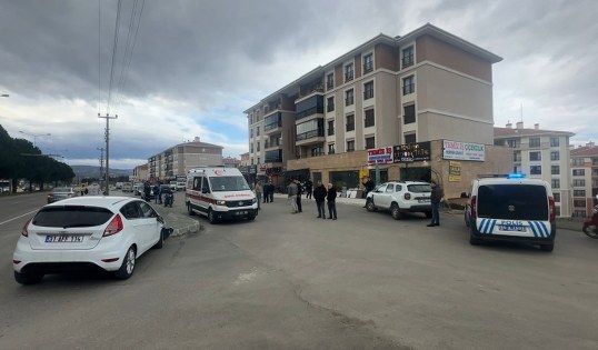 Samsun'da motosiklet ile otomobil çarpıştı: 2 kişi yaralandı 