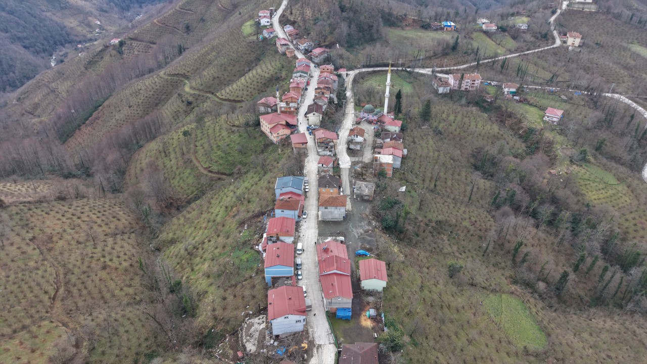 A W645903 05 1280X720