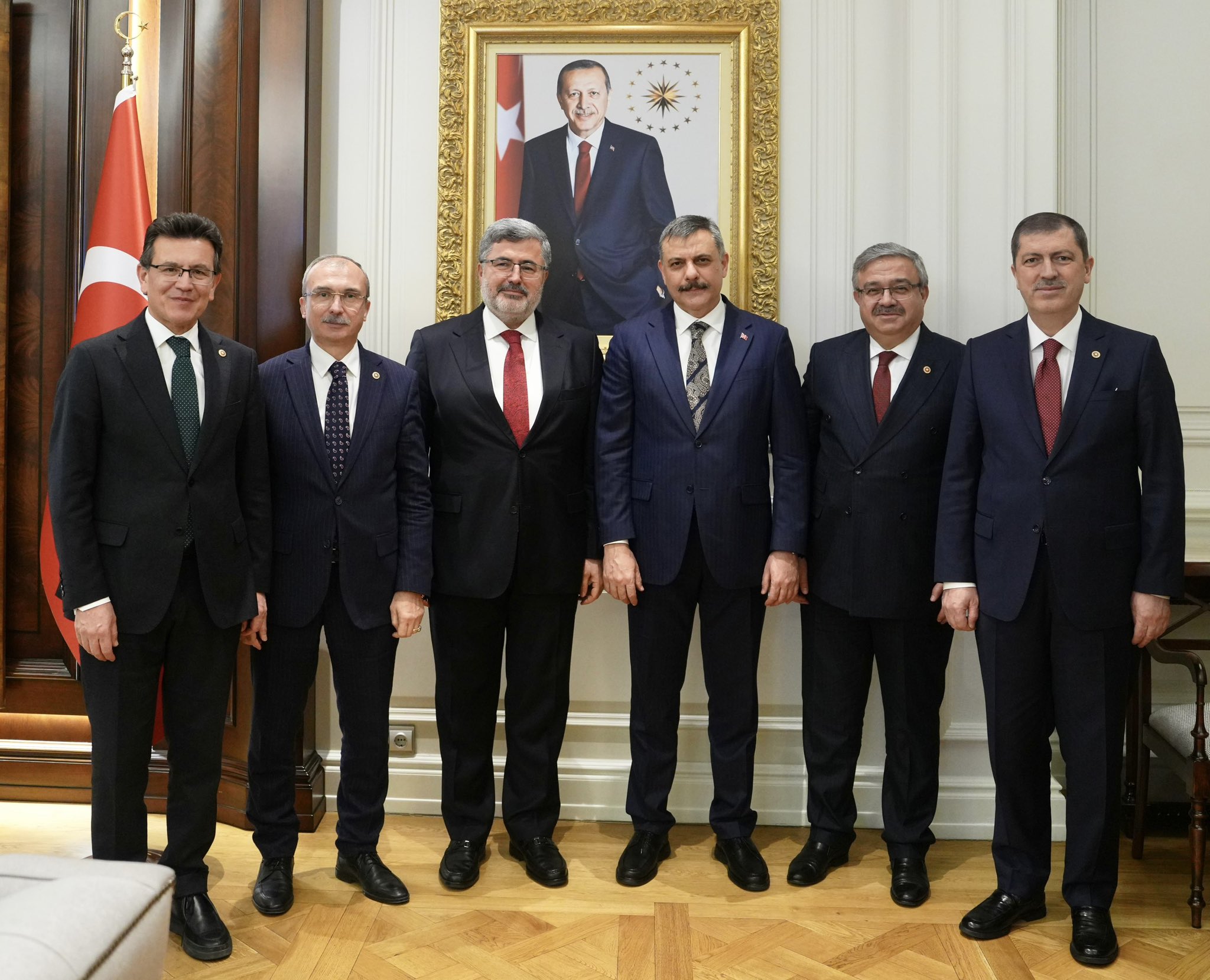 H A T D Yc W0 A Al Oay