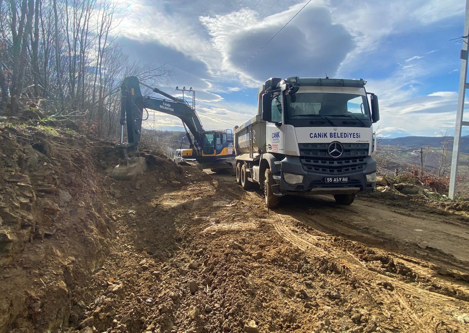 Canik'te mahalle mahalle yollar yenileniyor! 